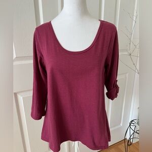 Nine 1 Eight purple cut out back high low tunic top size S NWT